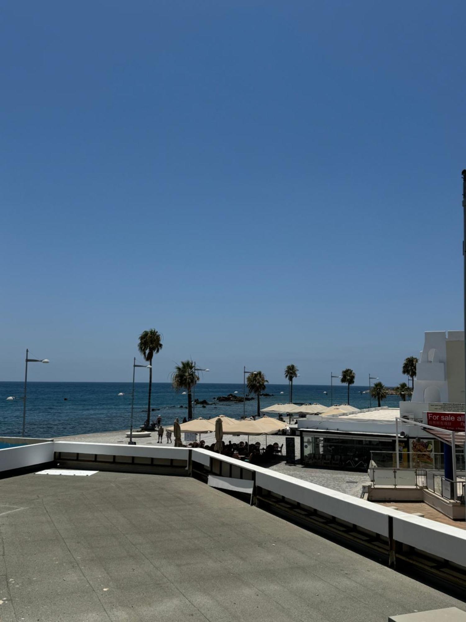 Beachside Light House Kato Paphos 82 Luaran gambar